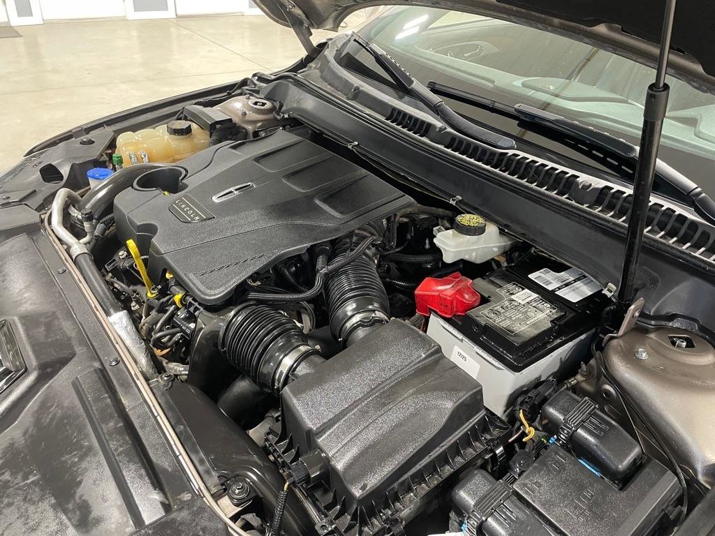 Used 2018 Lincoln MKZ Reserve w/ Technology Package AWD/4WD image 35