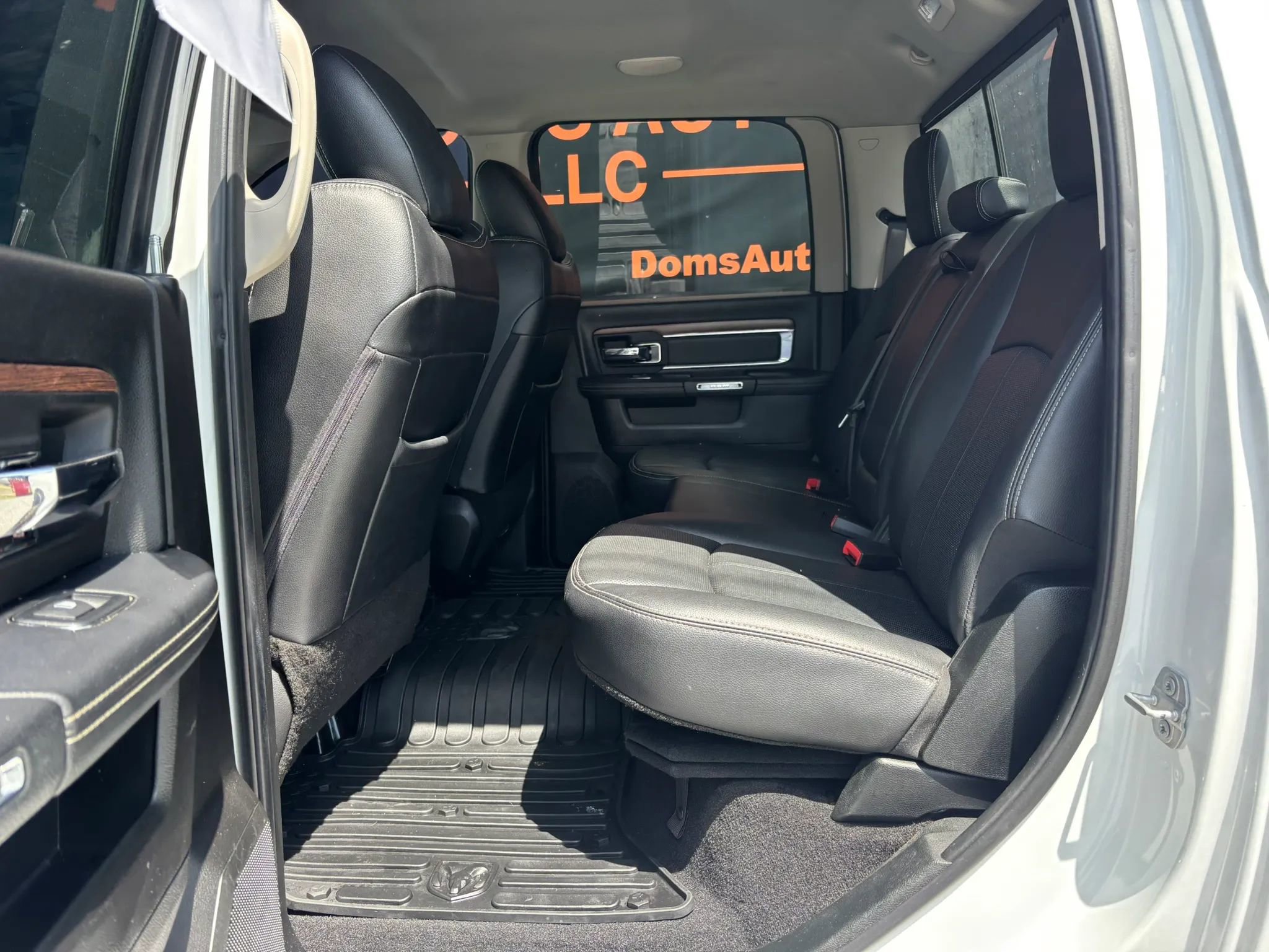 Used 2018 RAM 2500 Laramie AWD/4WD image 19