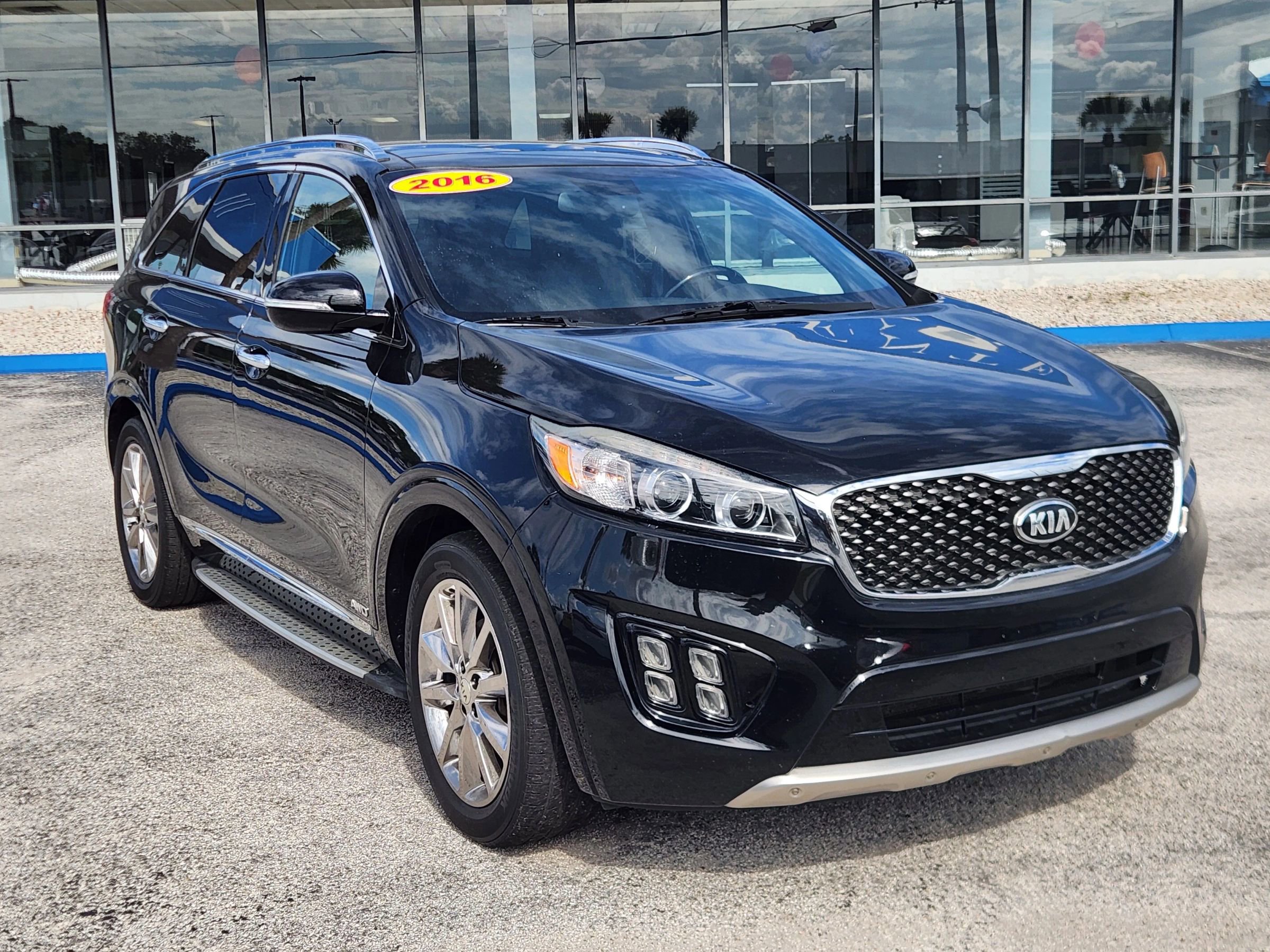 Used 2016 Kia Sorento SX AWD/4WD image 2