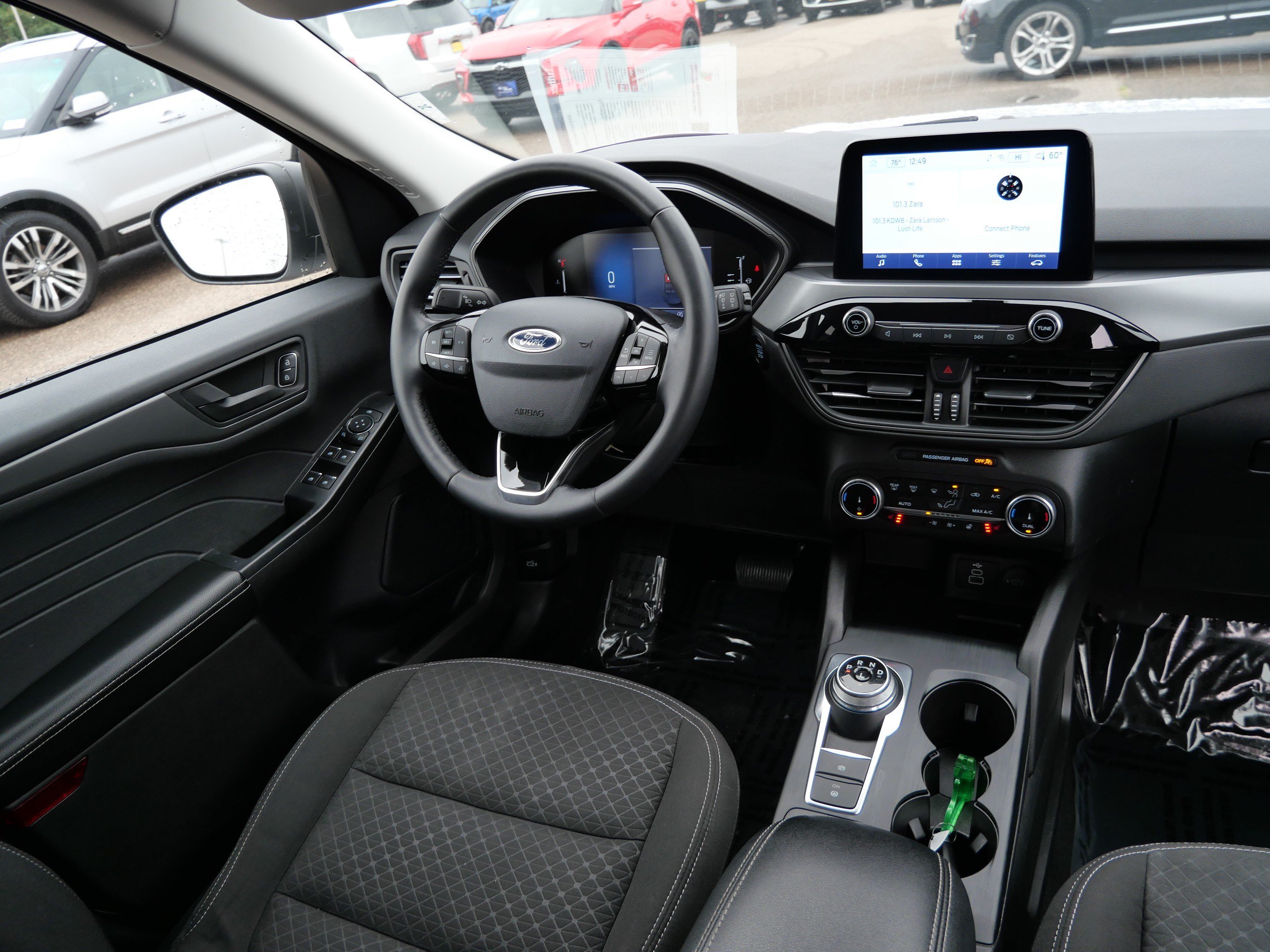 Used 2024 Ford Escape Active AWD/4WD image 9