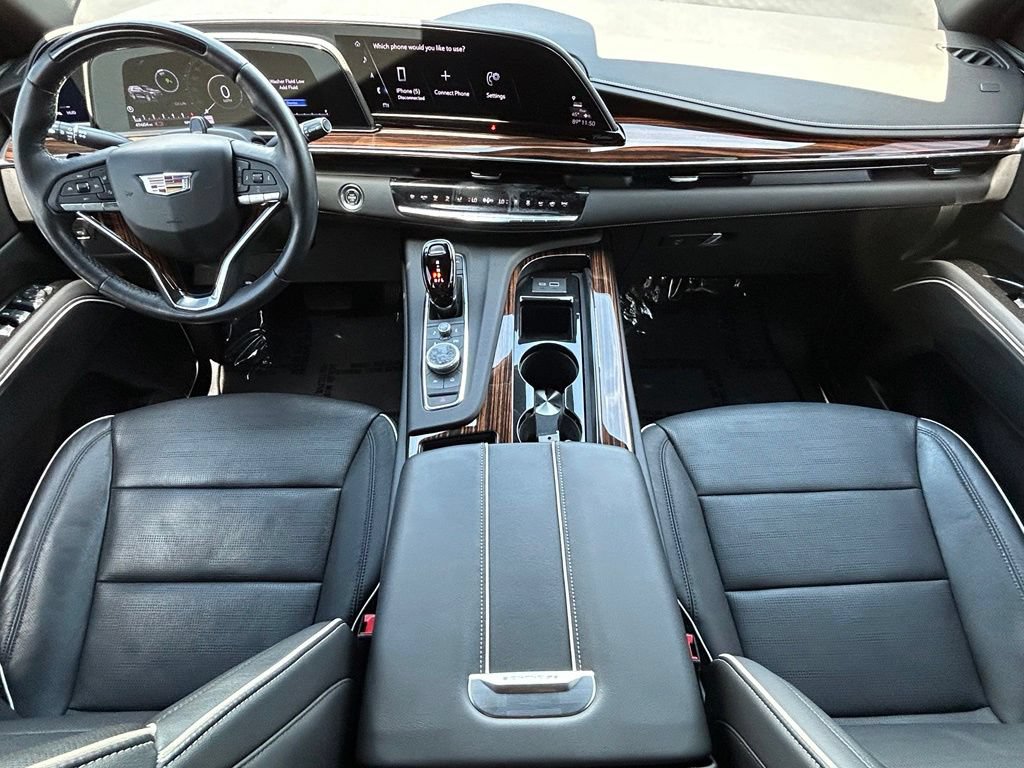 Used 2023 Cadillac Escalade Premium Luxury w/ LPO, Illumination Package AWD/4WD image 10