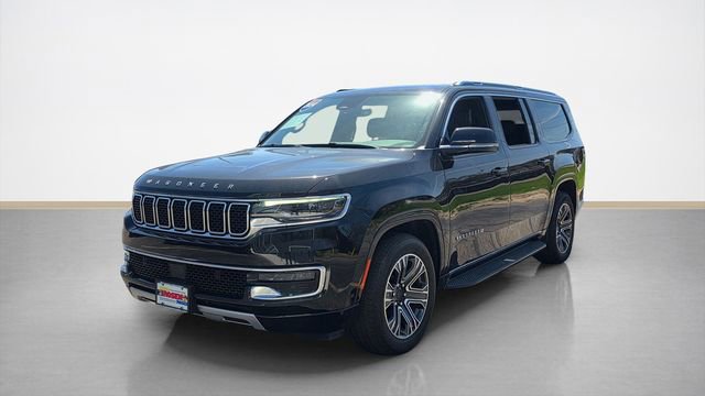 Used 2024 Jeep Wagoneer L Series II w/ Flexible Seating Group AWD/4WD image 6