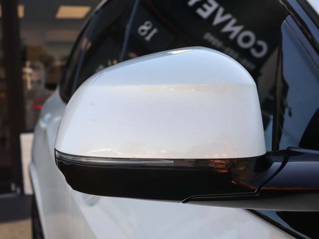 Used 2020 BMW X5 M50i w/ Executive Package AWD/4WD image 10
