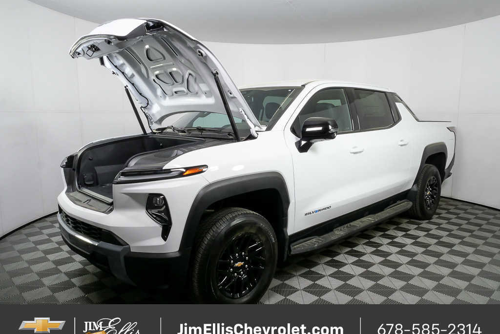 New 2025 Chevrolet Silverado EV LT image 31