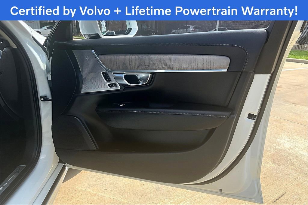 Used 2023 Volvo S90 T8 Ultimate w/ Lounge Package image 24