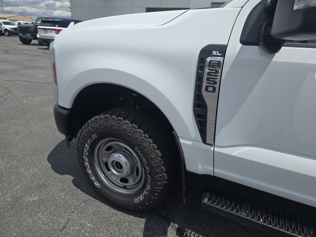 Used 2024 Ford F250 XL w/ 360-Degree Camera Package image 11