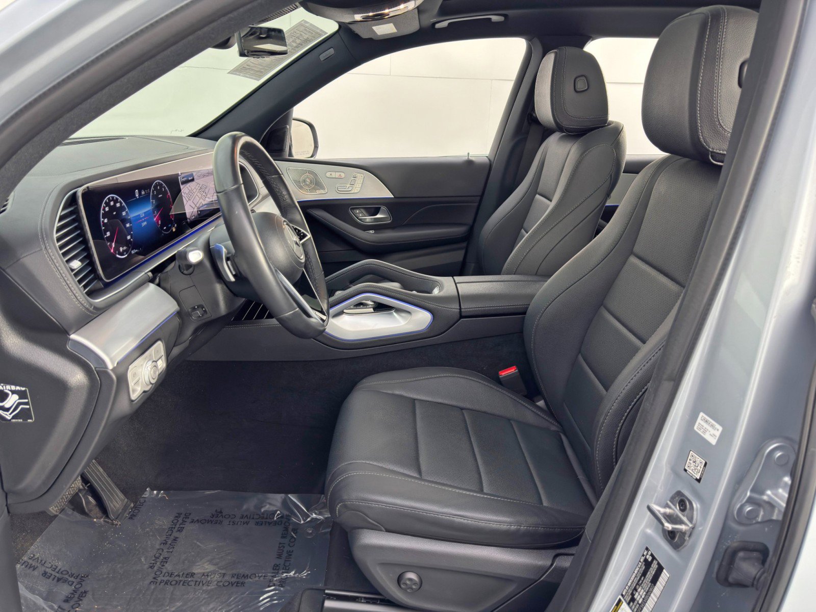 Used 2024 Mercedes-Benz GLS 450 4MATIC image 17