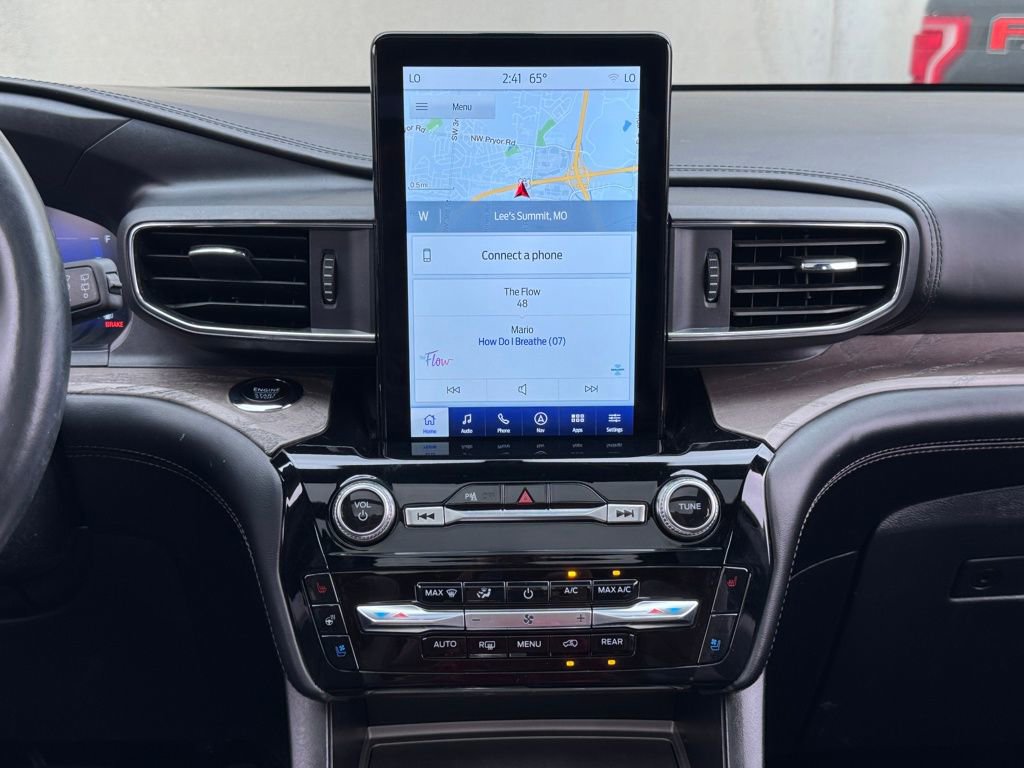 Used 2024 Ford Explorer Platinum w/ Technology Package image 22