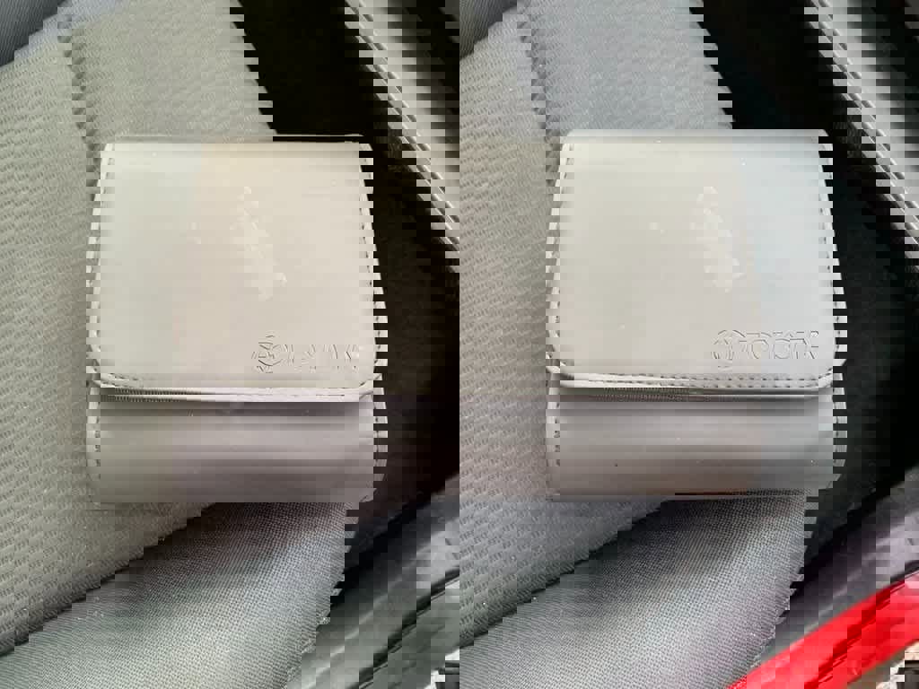 Used 2016 Toyota RAV4 LE image 14