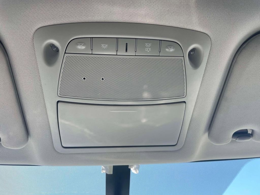 Used 2020 Nissan Pathfinder S AWD/4WD image 32