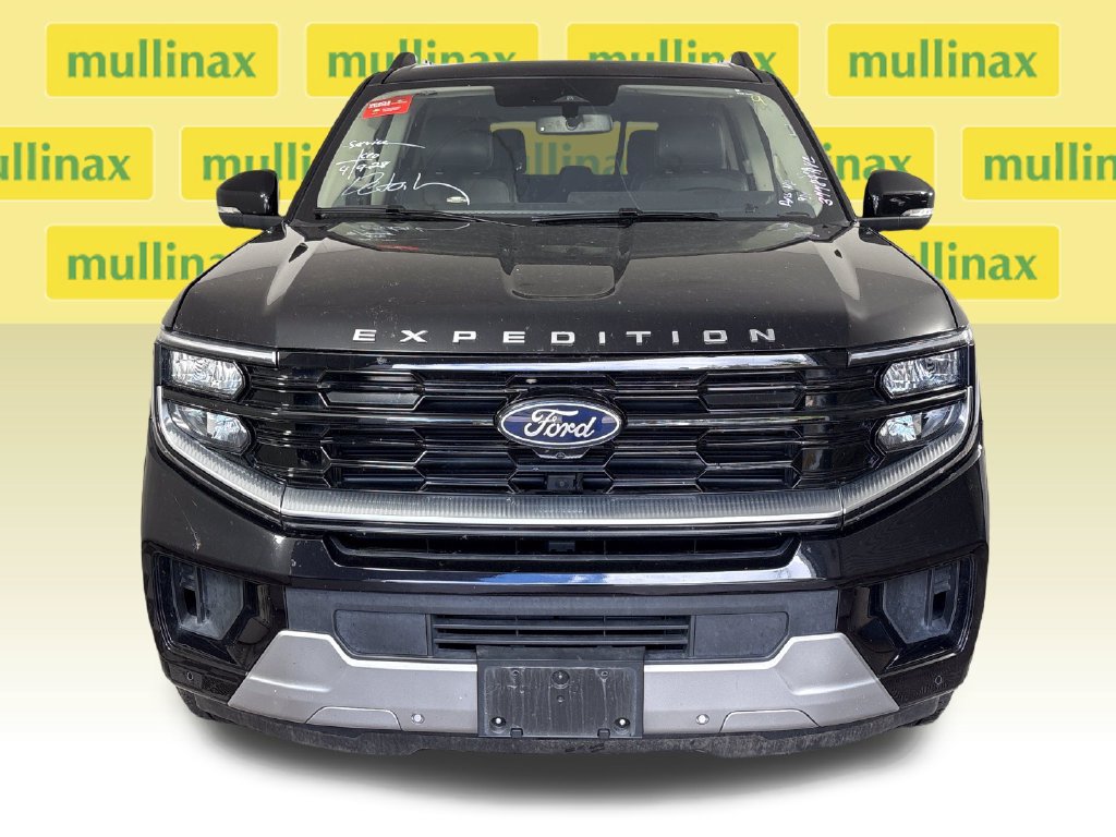 Certified 2025 Ford Expedition Platinum AWD/4WD image 16