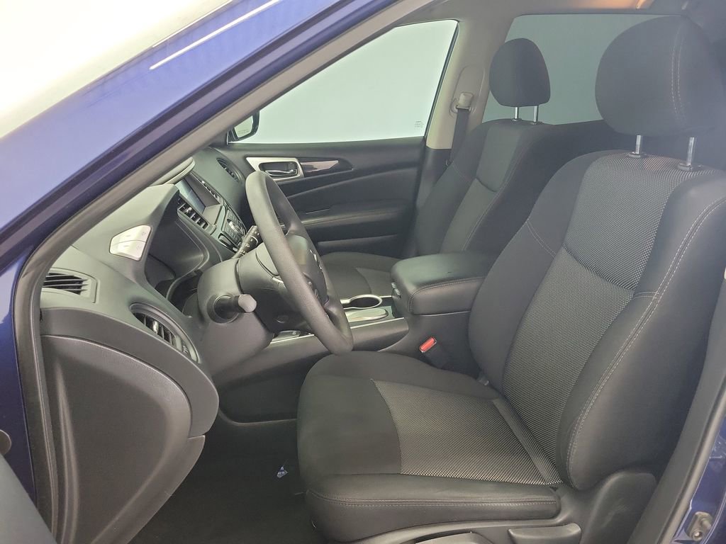 Used 2020 Nissan Pathfinder S image 18