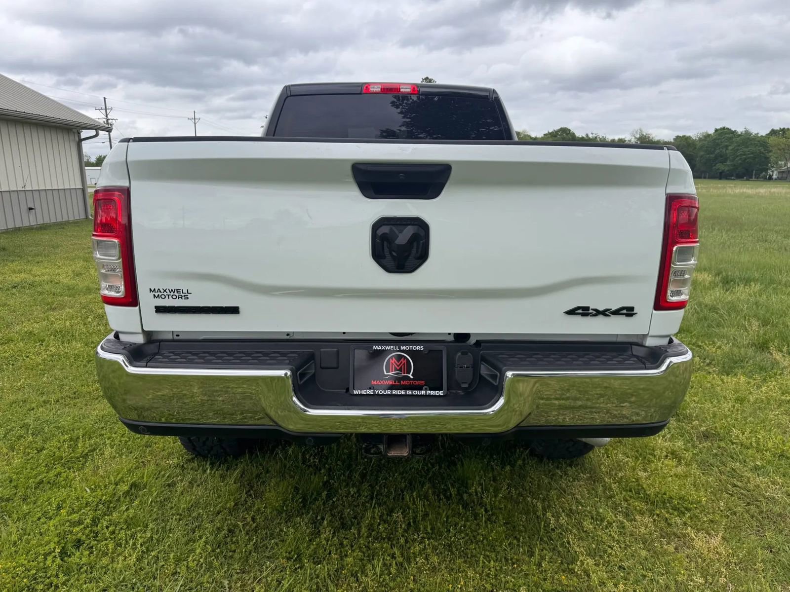 Used 2024 RAM 2500 Big Horn w/ Off Road Package AWD/4WD image 8