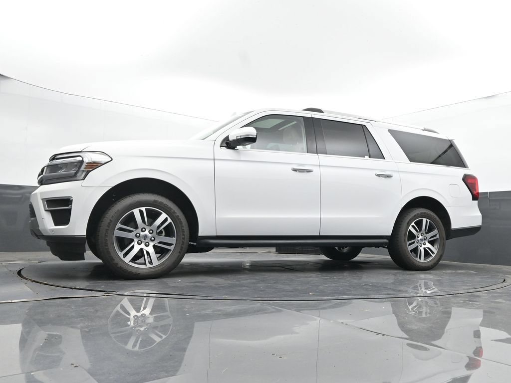 Used 2024 Ford Expedition Max Limited AWD/4WD image 28