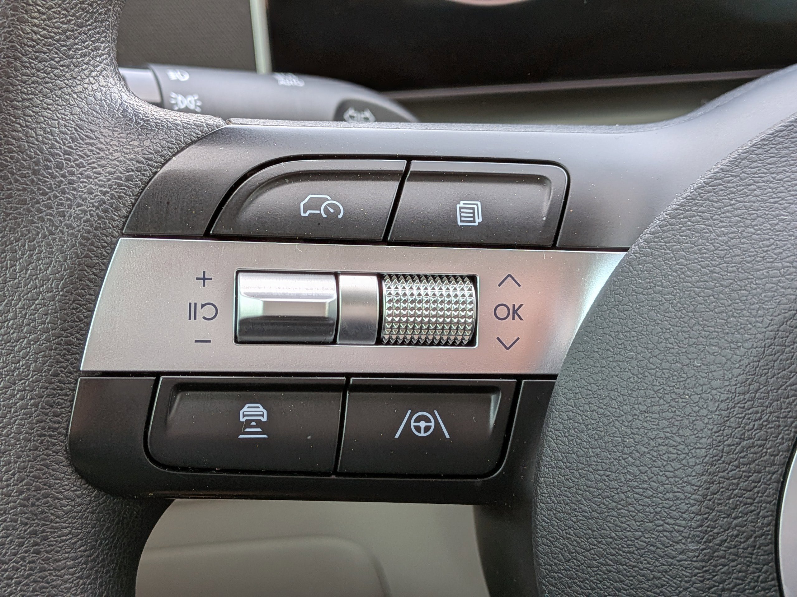 Certified 2025 Hyundai Tucson SEL image 25