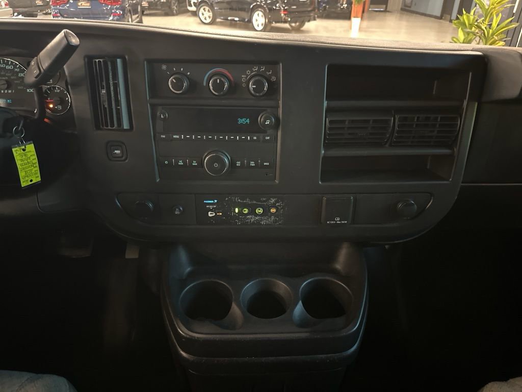 Used 2018 Chevrolet Express 2500 image 16