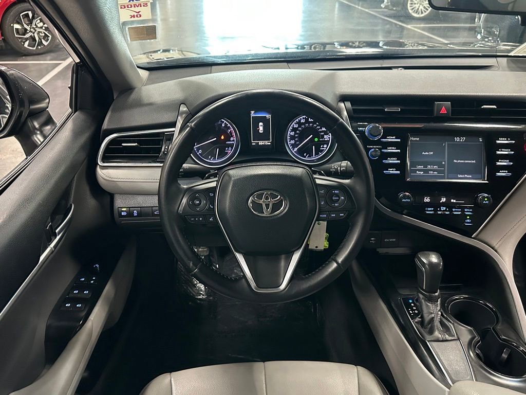 Used 2018 Toyota Camry SE FWD image 23