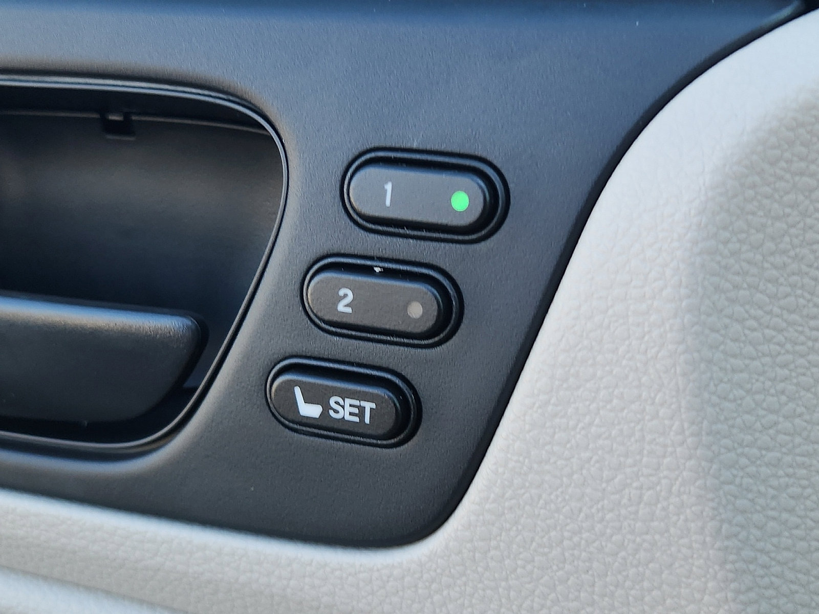 New 2026 Honda Odyssey EX-L image 16