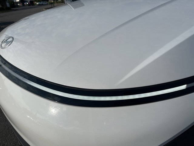 Certified 2025 Hyundai Kona SEL AWD/4WD image 29