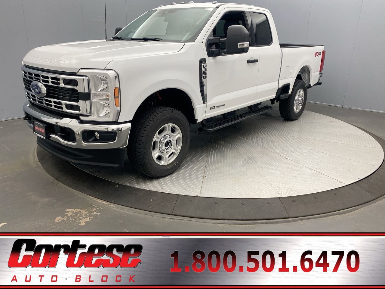New 2026 Ford F350 XLT w/ FX4 Off-Road Package