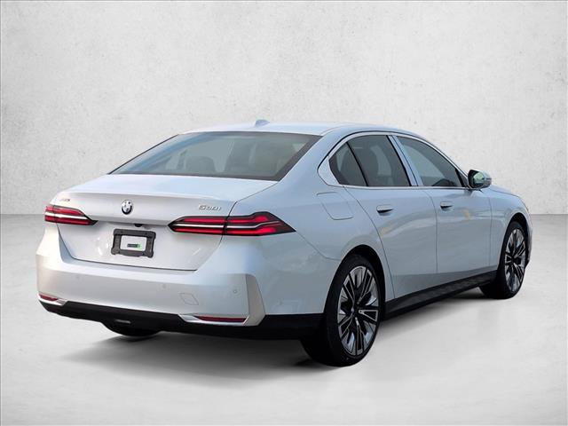 Used 2026 BMW 530i xDrive AWD/4WD image 2