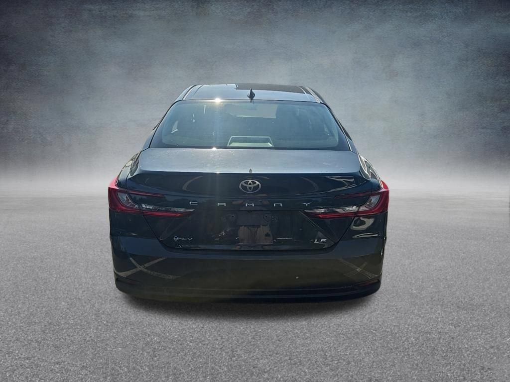 Used 2025 Toyota Camry LE FWD image 7