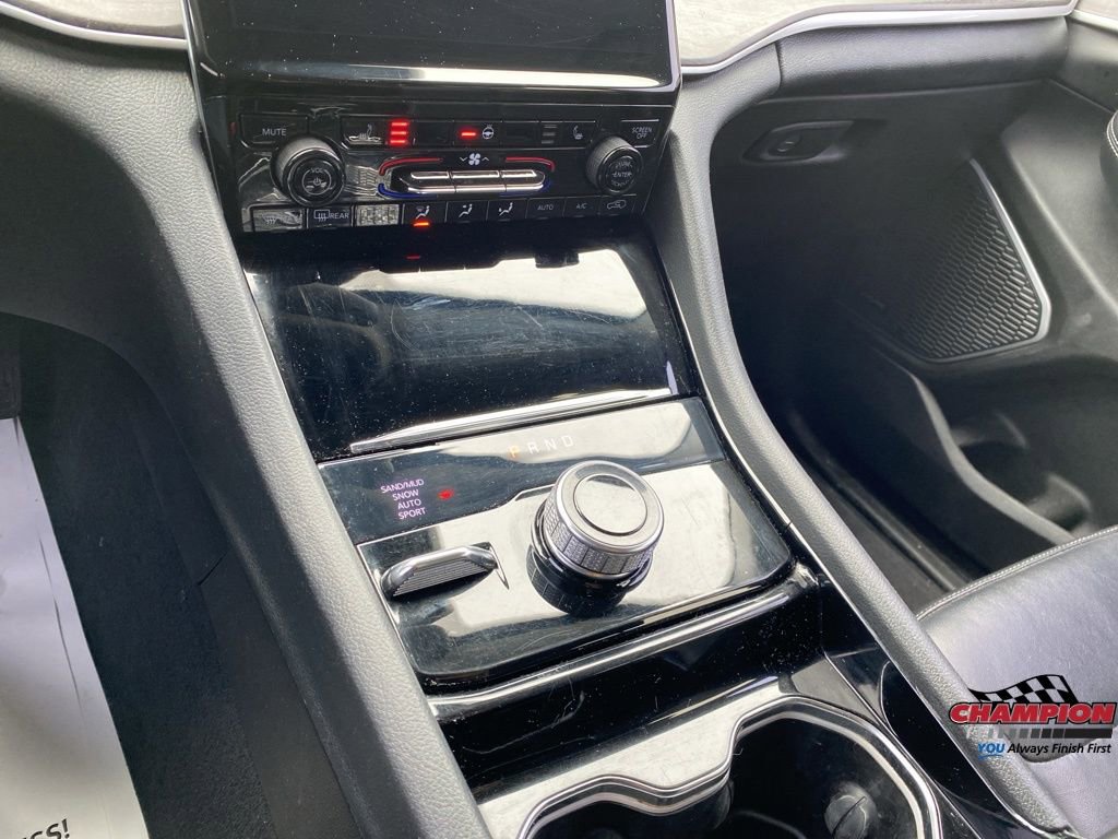 Used 2021 Jeep Grand Cherokee L Limited image 20