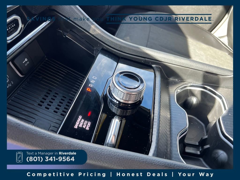 New 2026 Jeep Grand Cherokee Altitude image 23