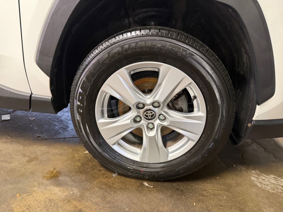 Used 2020 Toyota RAV4 XLE w/ All Weather Liner Package AWD/4WD image 29