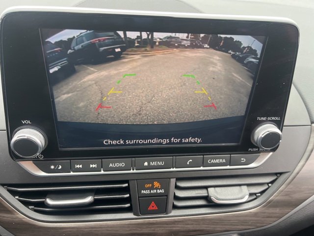 Used 2024 Nissan Altima 2.5 SV image 13