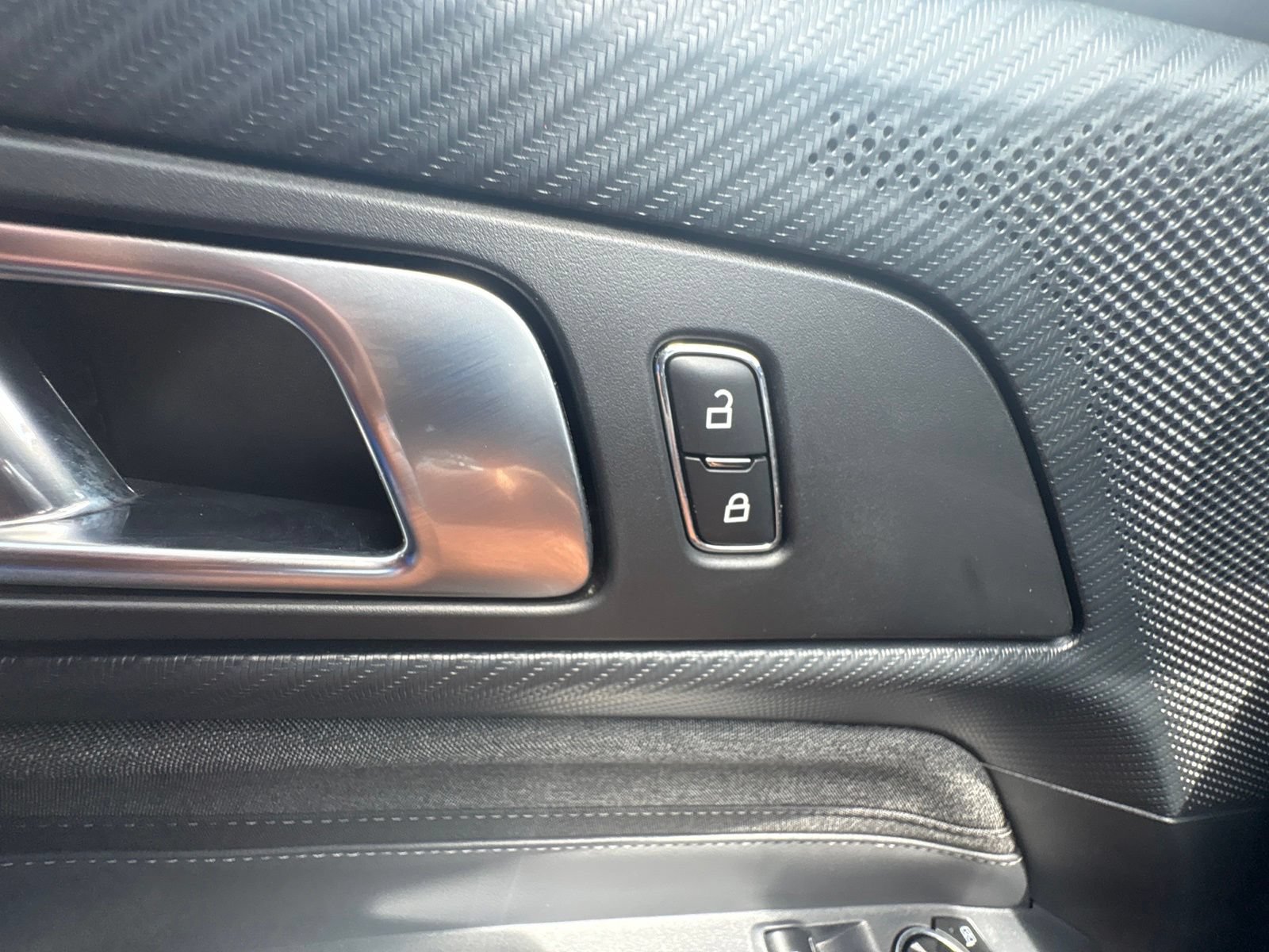 Used 2024 Ford Mustang GT RWD image 19