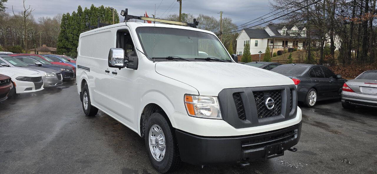 Used 2015 Nissan NV 2500 SV w/ Side & Curtain Airbag Package image 3