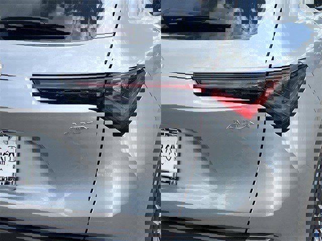 Used 2025 Acura ADX FWD image 8