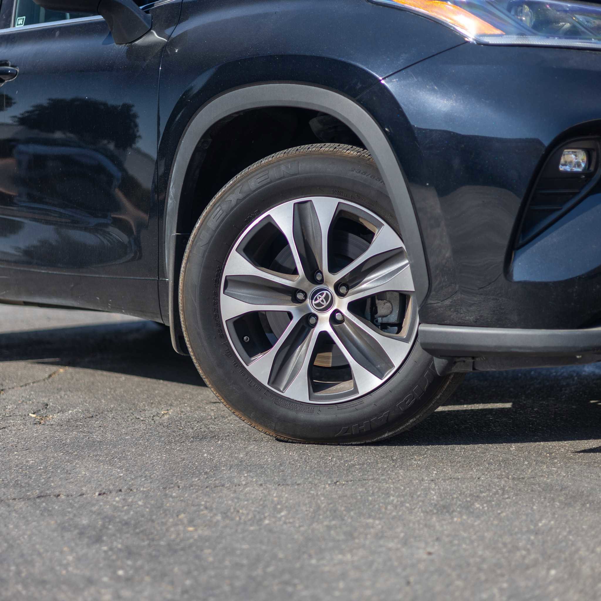 Used 2021 Toyota Highlander XLE image 10