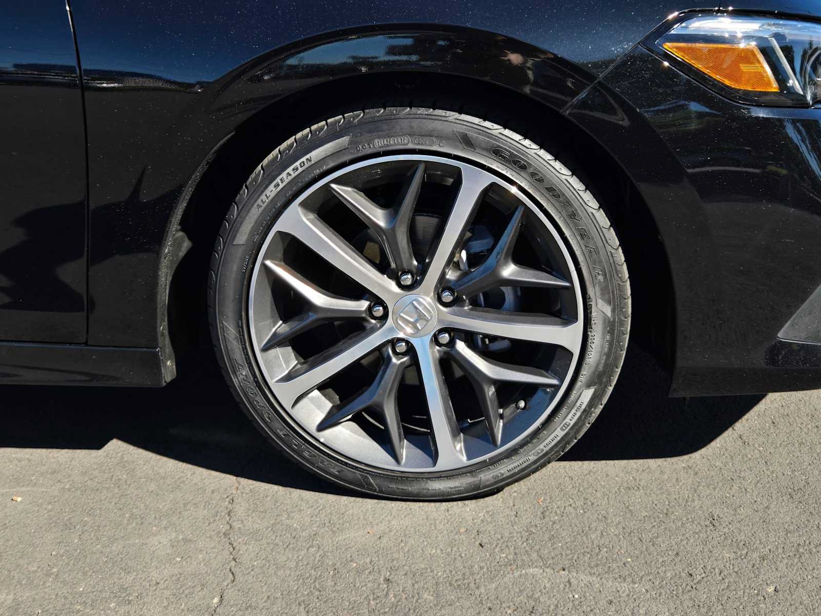 Used 2024 Honda Civic Touring image 9
