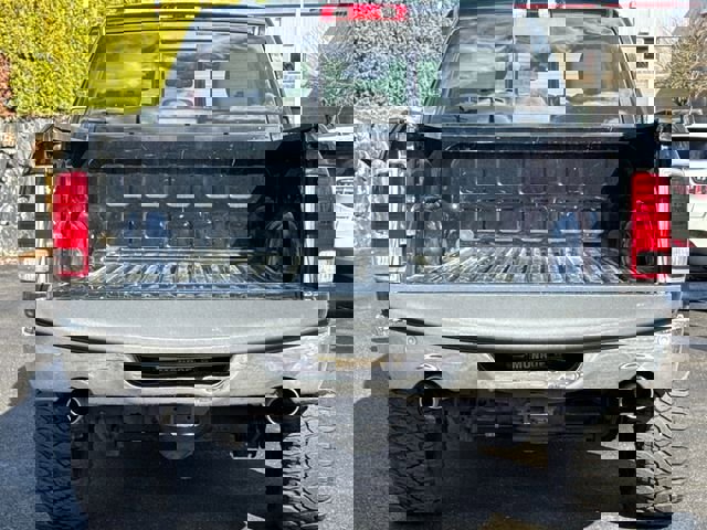 Used 2014 RAM 1500 Laramie w/ Convenience Group image 9