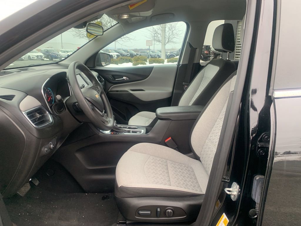 Used 2023 Chevrolet Equinox LT image 11