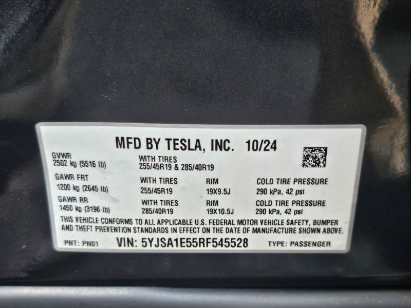 Used 2024 Tesla Model S AWD/4WD image 37