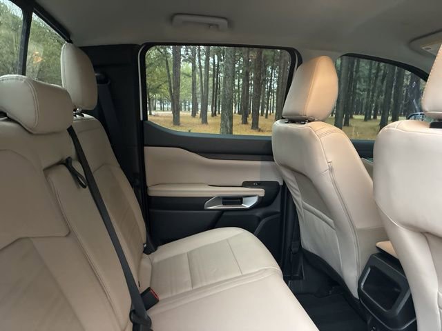 Used 2024 Ford Ranger Lariat w/ FX4 Off-Road Package image 25