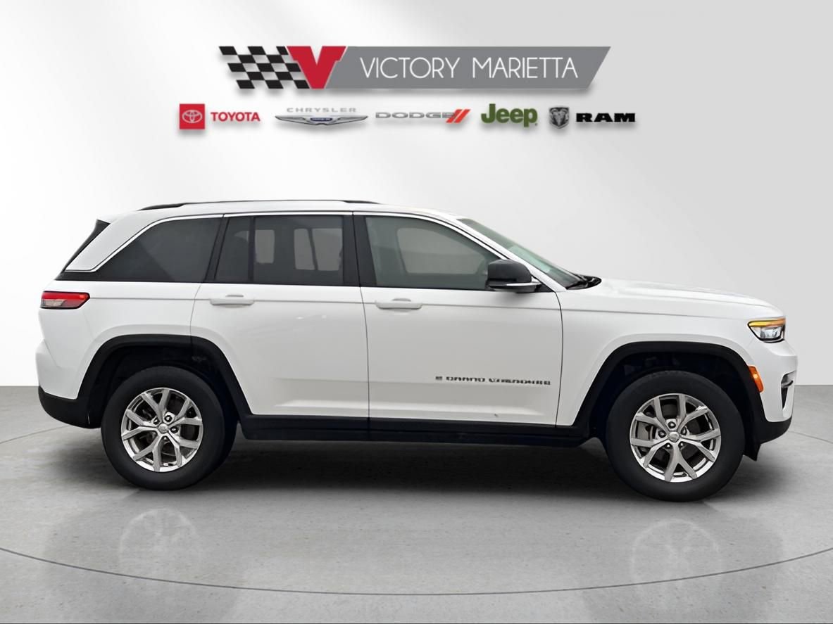 Used 2023 Jeep Grand Cherokee Limited image 6