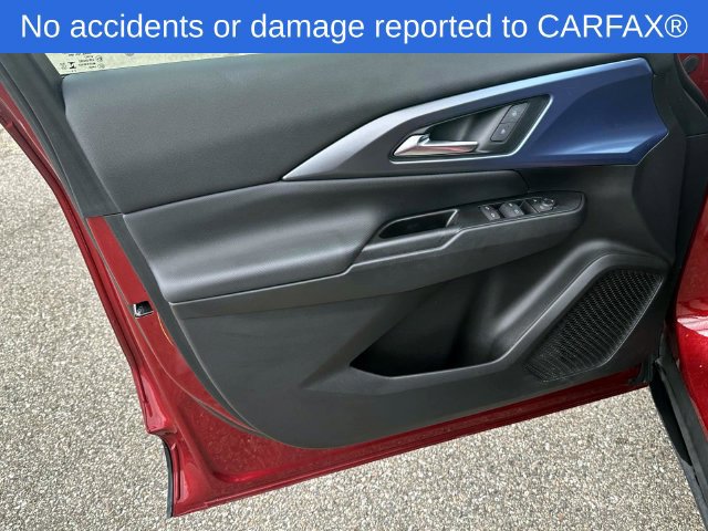 Certified 2024 Chevrolet Equinox EV LT FWD image 17