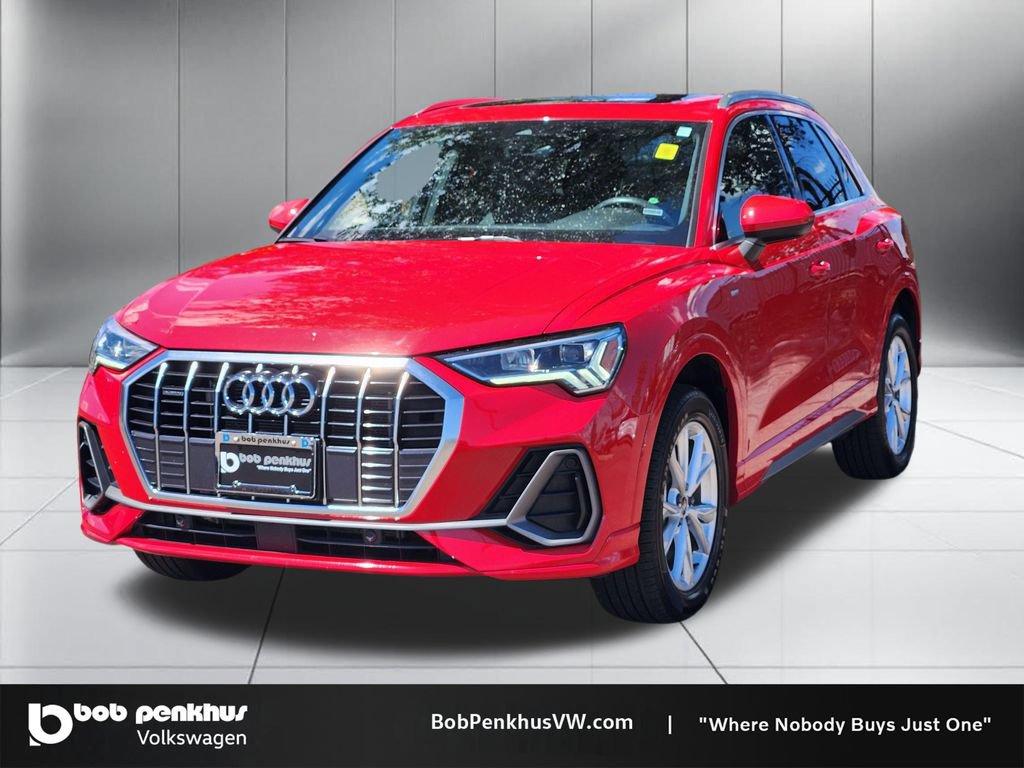 Used 2025 Audi Q3 2.0T Premium AWD/4WD image 23