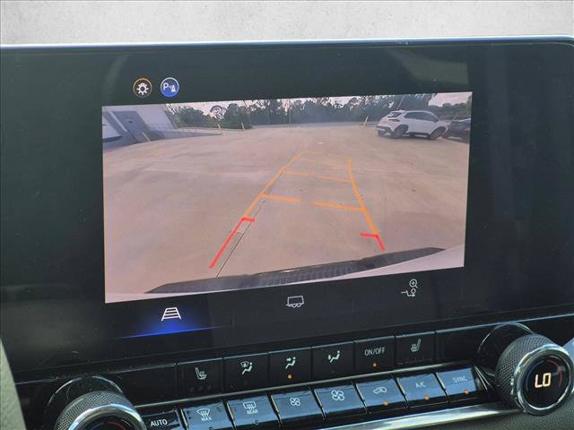 Used 2024 Chevrolet Colorado ZR2 w/ Safety Package AWD/4WD image 8