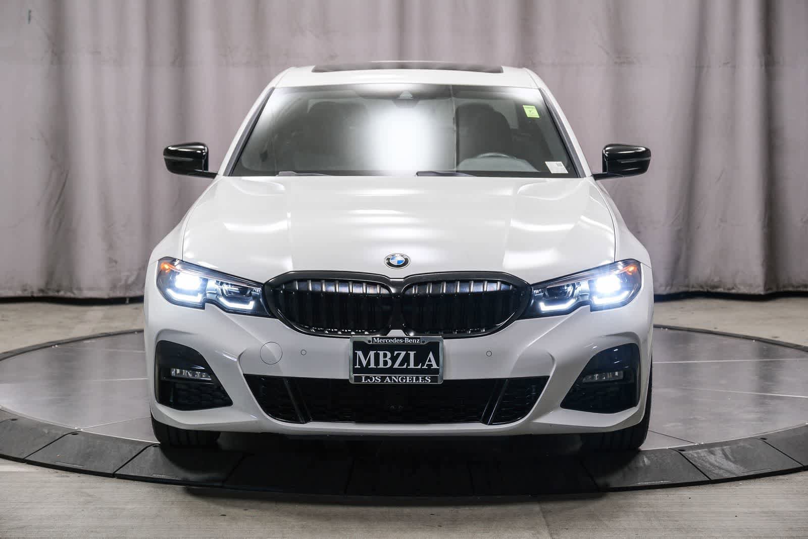 Used 2022 BMW 330i Sedan w/ M Sport Package RWD image 6