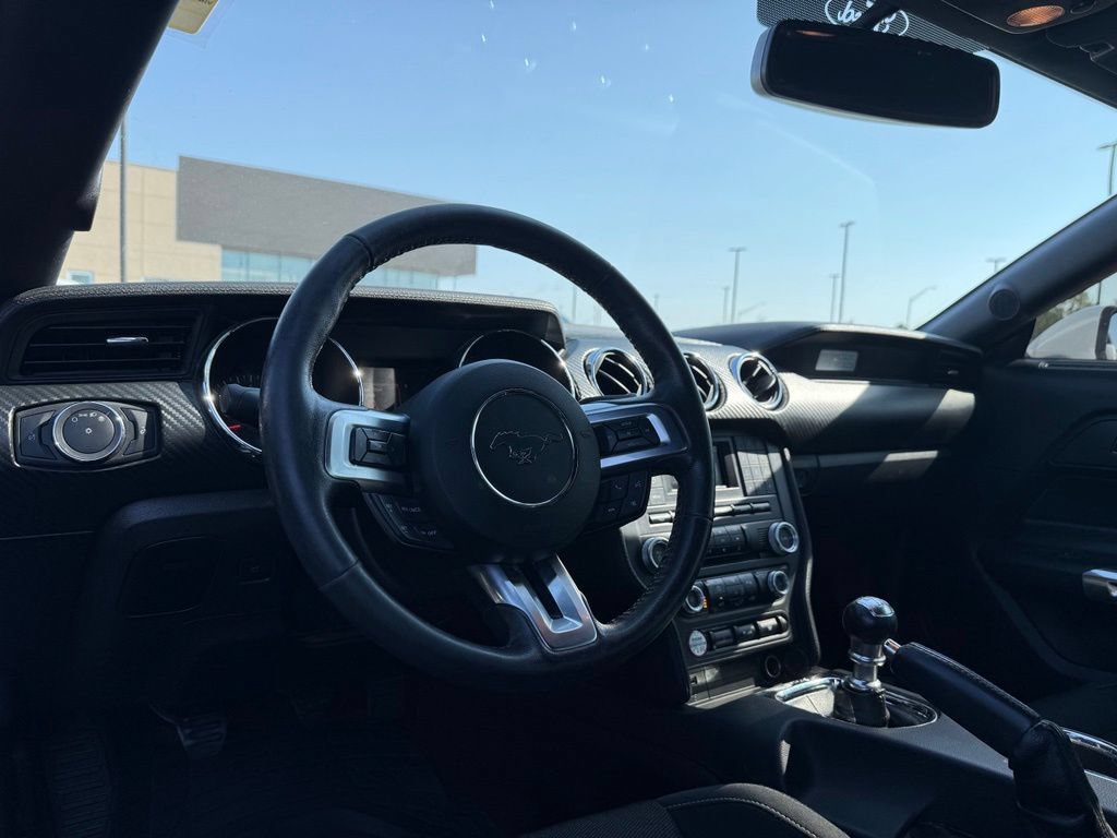 Used 2017 Ford Mustang Coupe RWD image 10