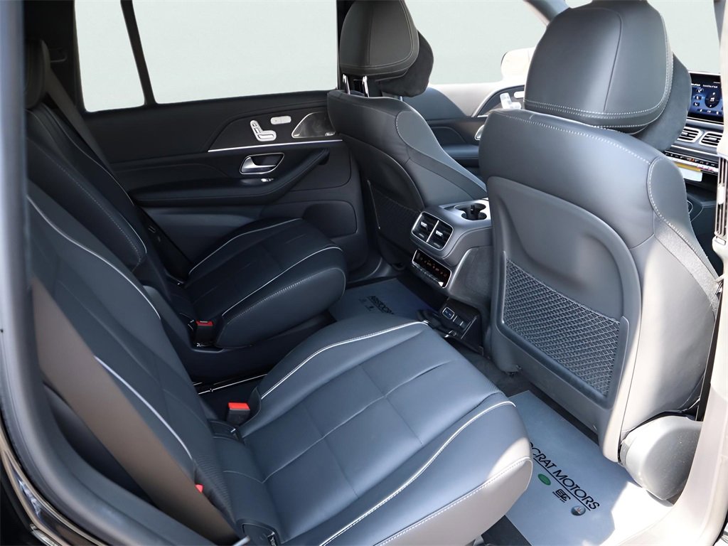 New 2026 Mercedes-Benz GLS 580 4MATIC image 13