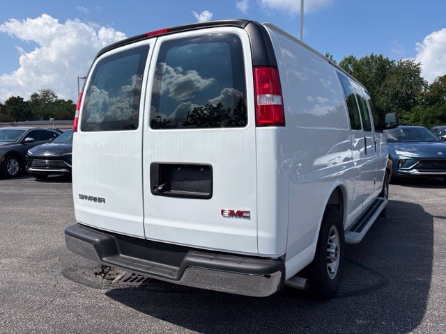 Used 2025 GMC Savana 2500 w/ Driver Convenience Package RWD image 5