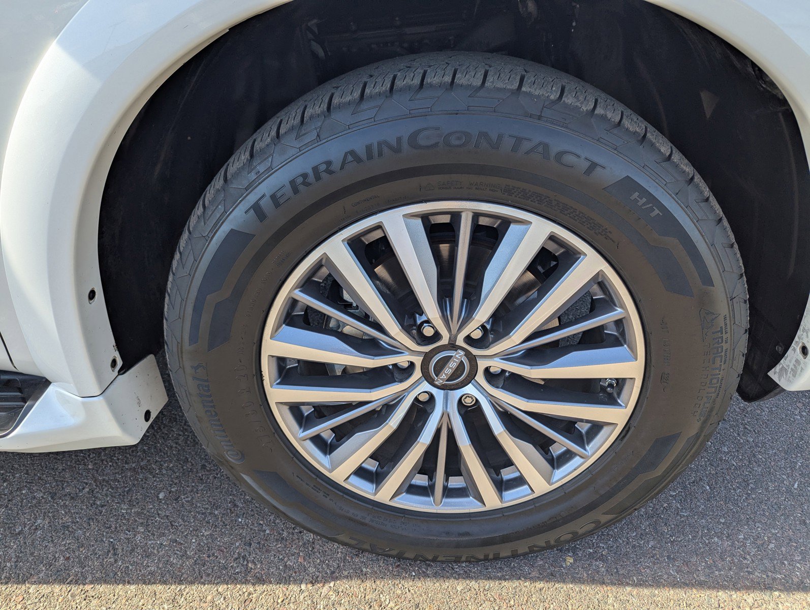 Used 2023 Nissan Armada SL w/ Cargo Package image 9