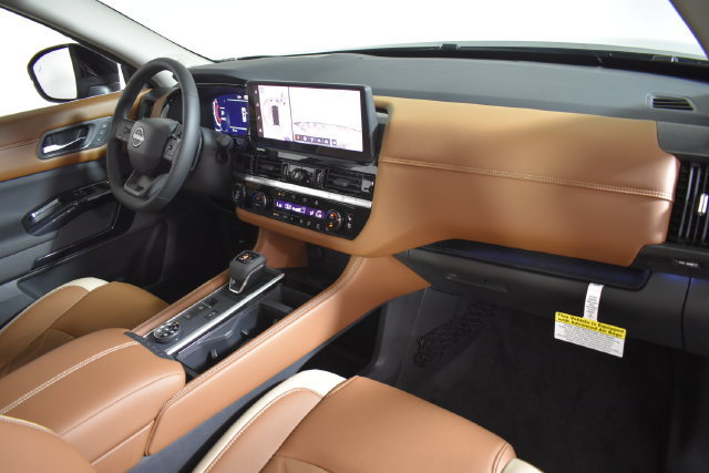 New 2026 Nissan Pathfinder Platinum AWD/4WD image 40