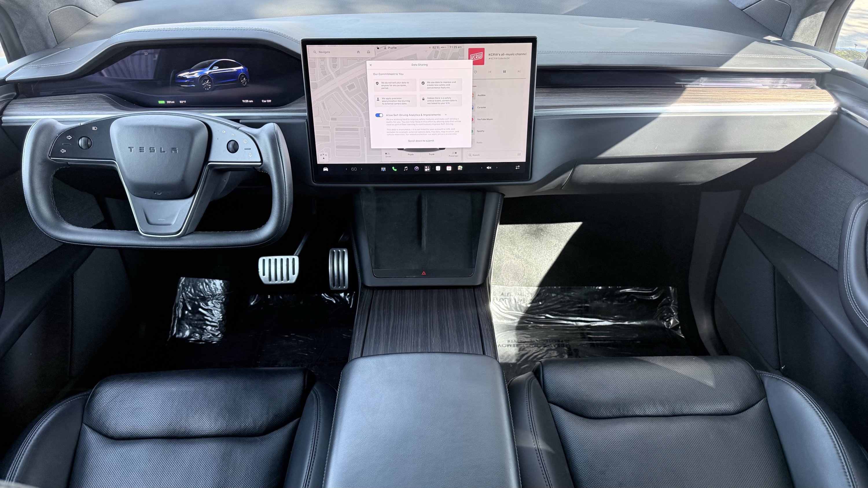 Used 2023 Tesla Model X AWD/4WD image 5
